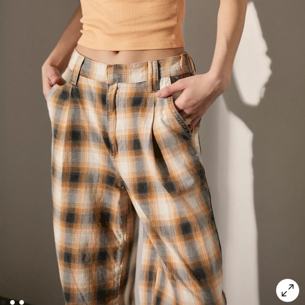 Urban Outfitters size XS Super High Rise Plaid Trouser Pant pleated straight leg - Picture 9 of 9